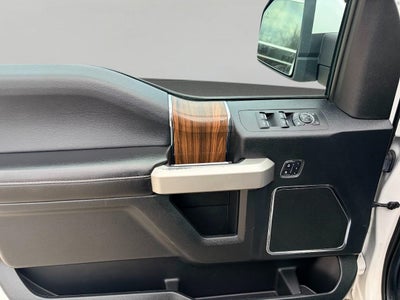 2016 Ford F-150 4WD SuperCrew 145 Lariat