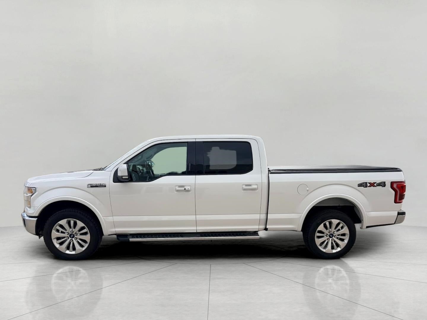 2016 Ford F-150 4WD SuperCrew 145 Lariat