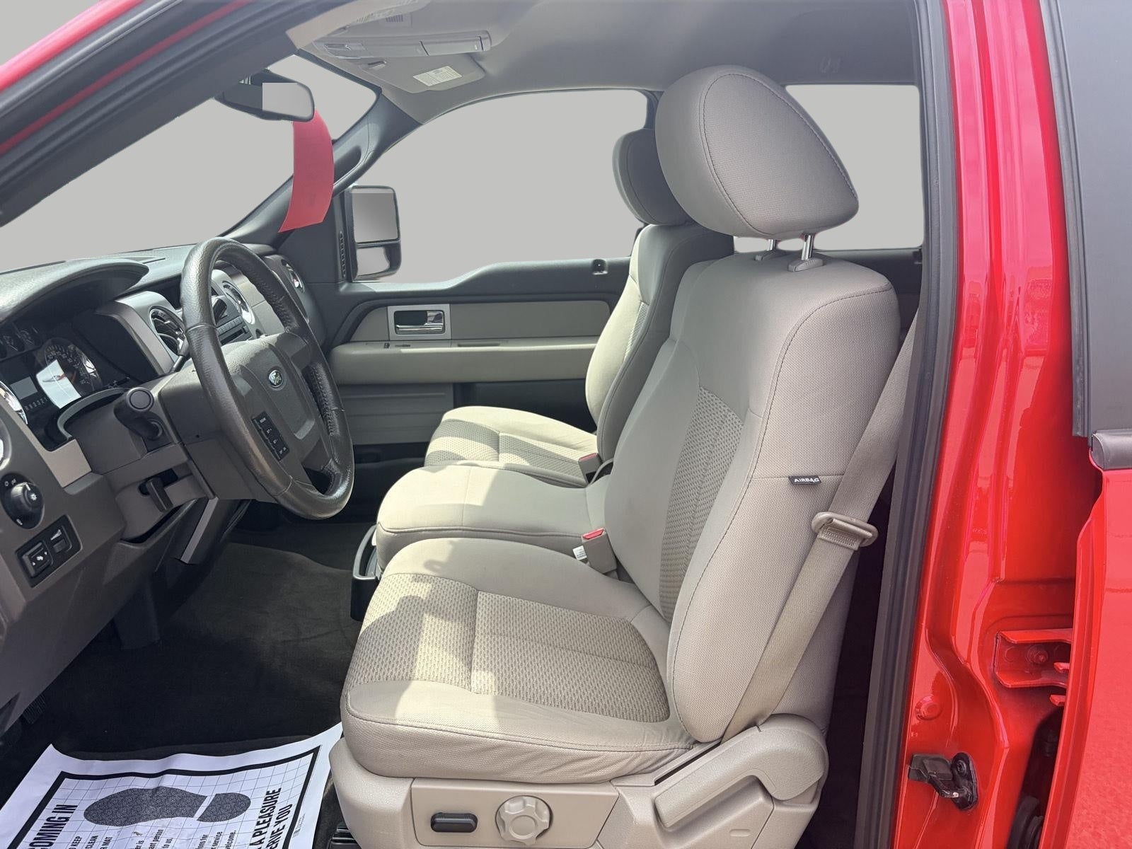 2010 Ford F-150 4WD SuperCrew 145 XLT