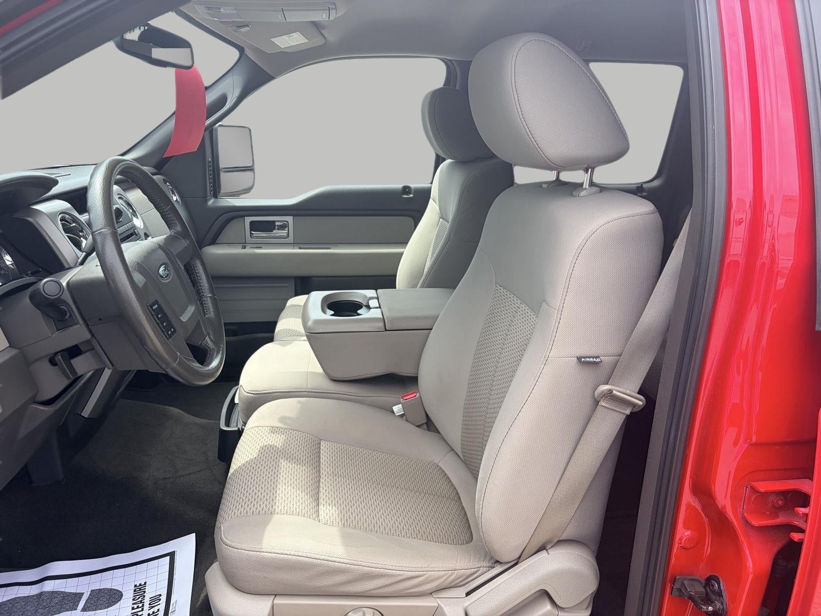 2010 Ford F-150 4WD SuperCrew 145 XLT