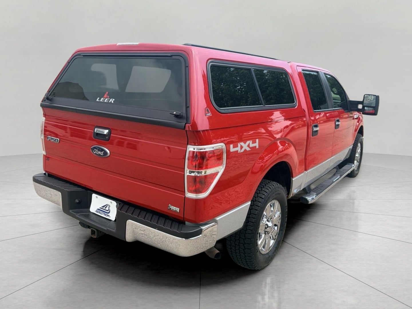 2010 Ford F-150 4WD SuperCrew 145 XLT