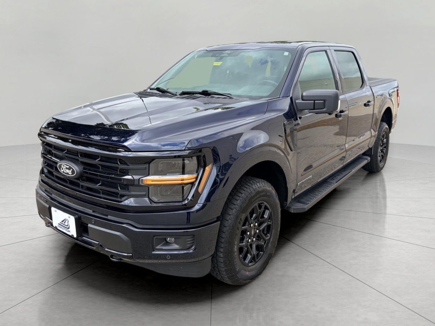 2024 Ford F-150 XLT 4WD SuperCrew 5.5' Box