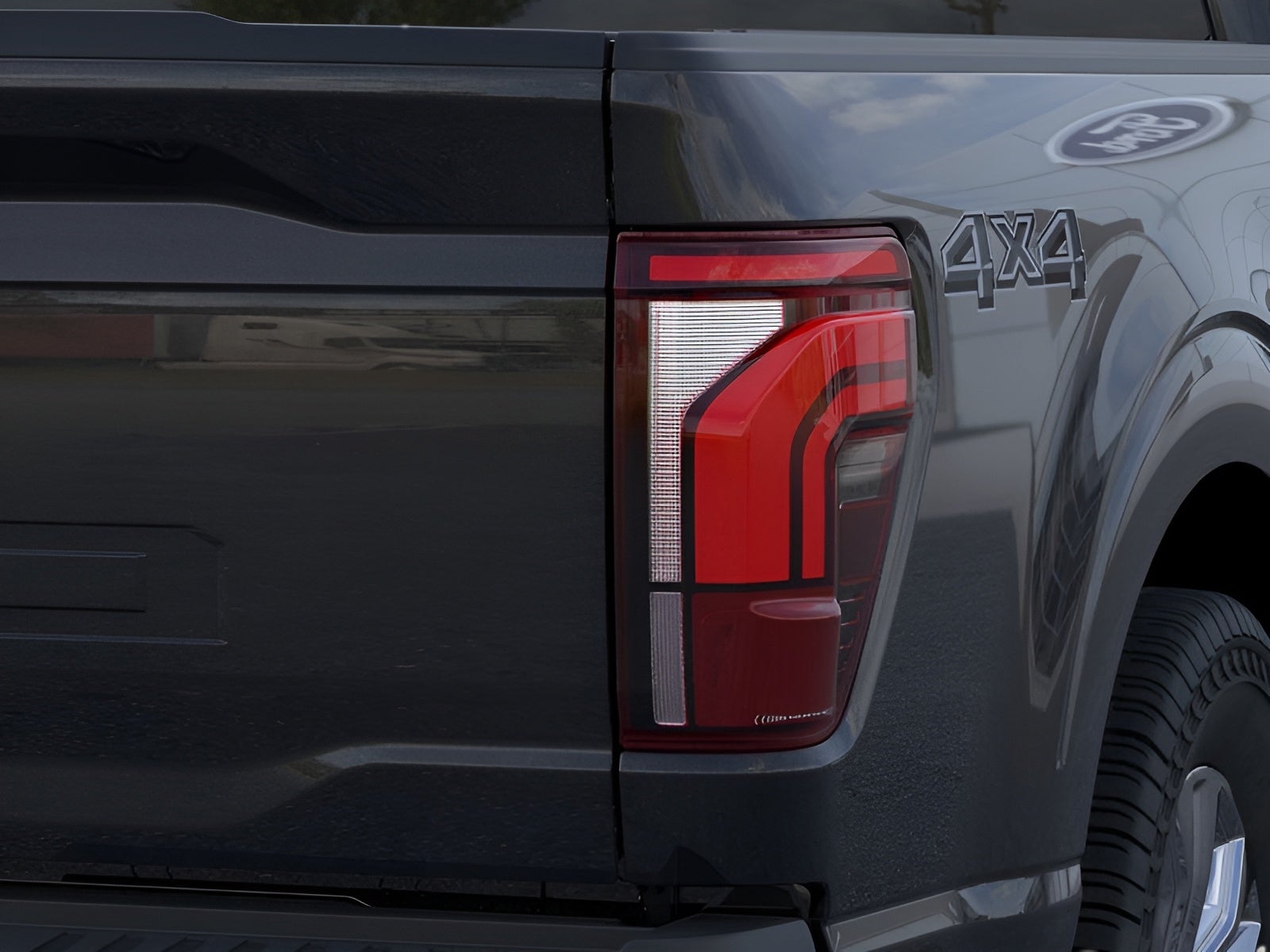 2025 Ford F-150 LARIAT 4WD SuperCrew 5.5' Box