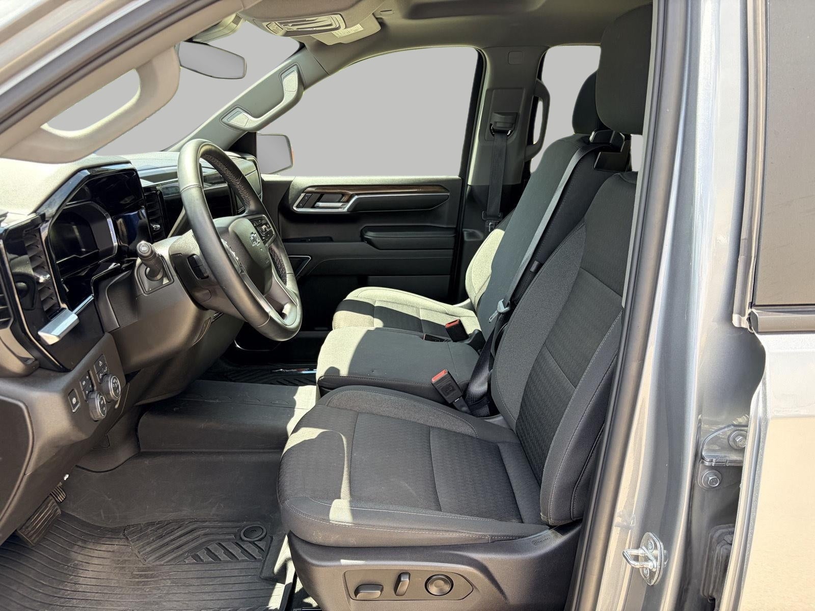 2024 Chevrolet Silverado 1500 4WD Crew Cab 147 RST