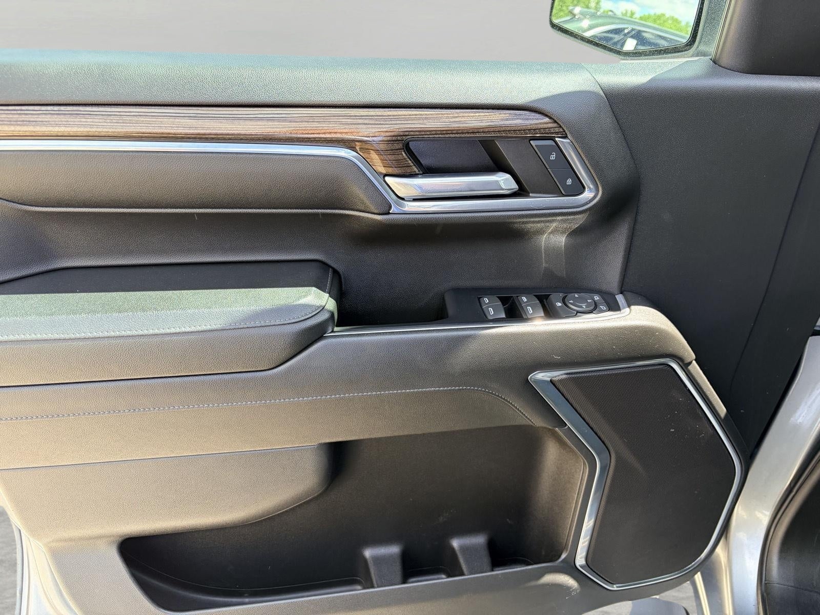 2024 Chevrolet Silverado 1500 4WD Crew Cab 147 RST