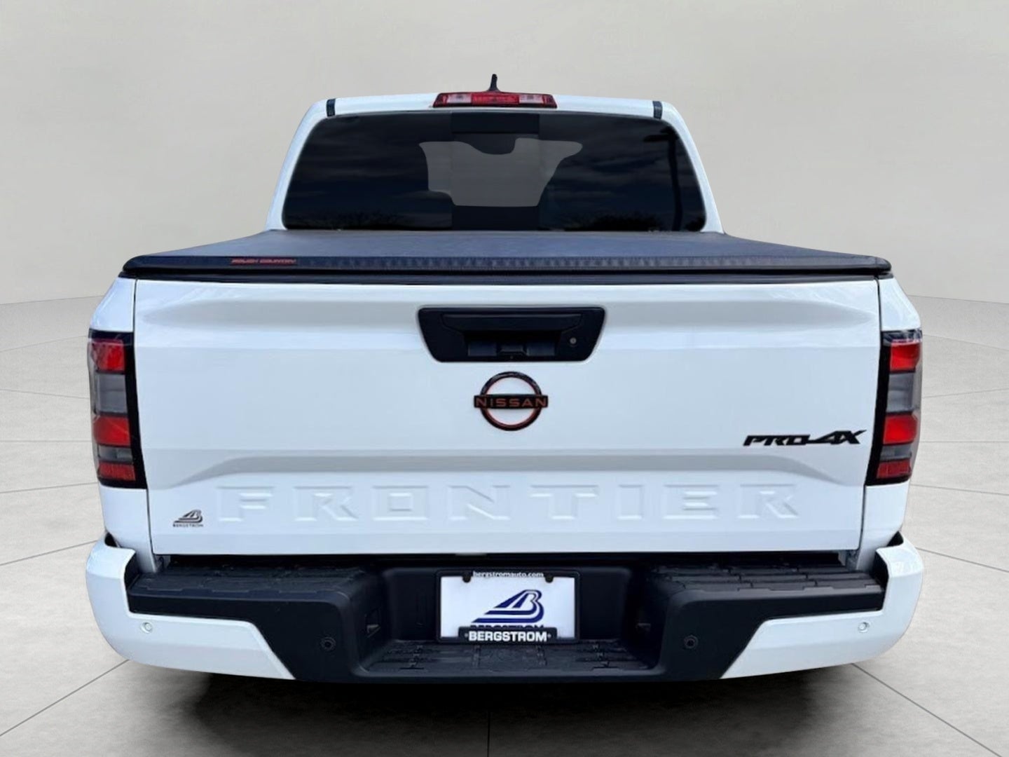 2024 Nissan Frontier Crew Cab 4x4 S