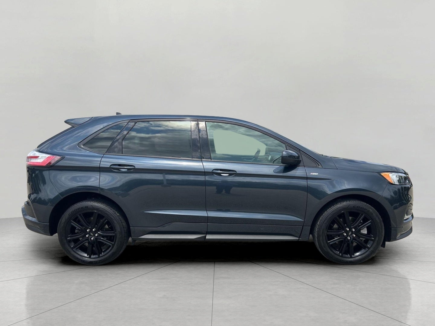 2023 Ford Edge ST-Line AWD