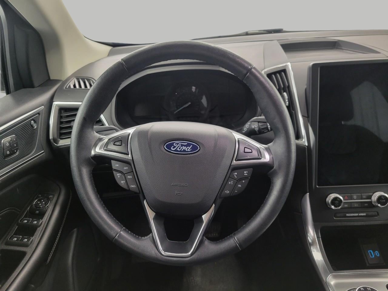 2024 Ford Edge Titanium AWD