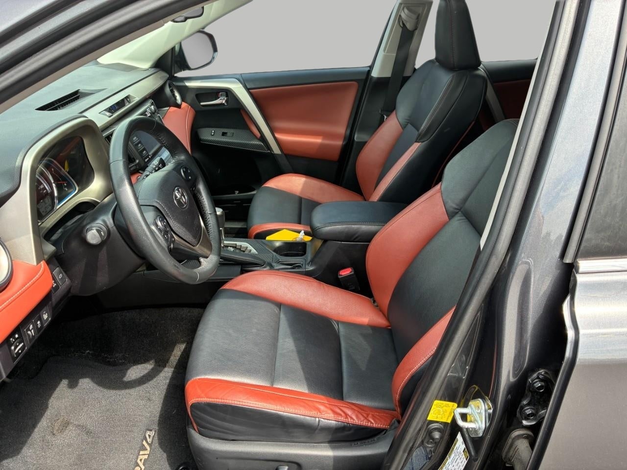 2014 Toyota RAV4 AWD 4dr Limited