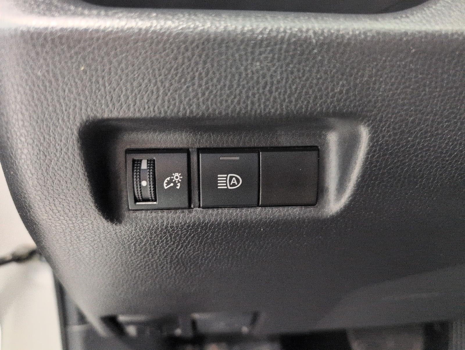 2025 Toyota RAV4 XLE AWD