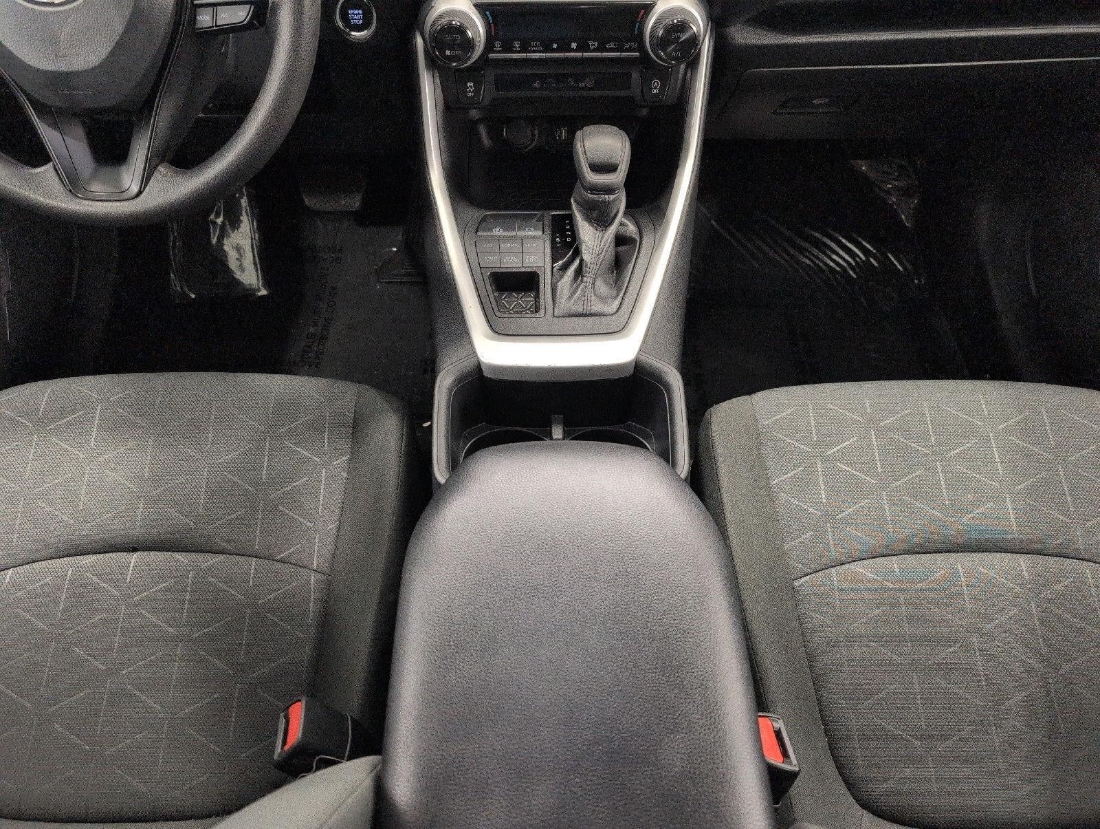 2025 Toyota RAV4 XLE AWD