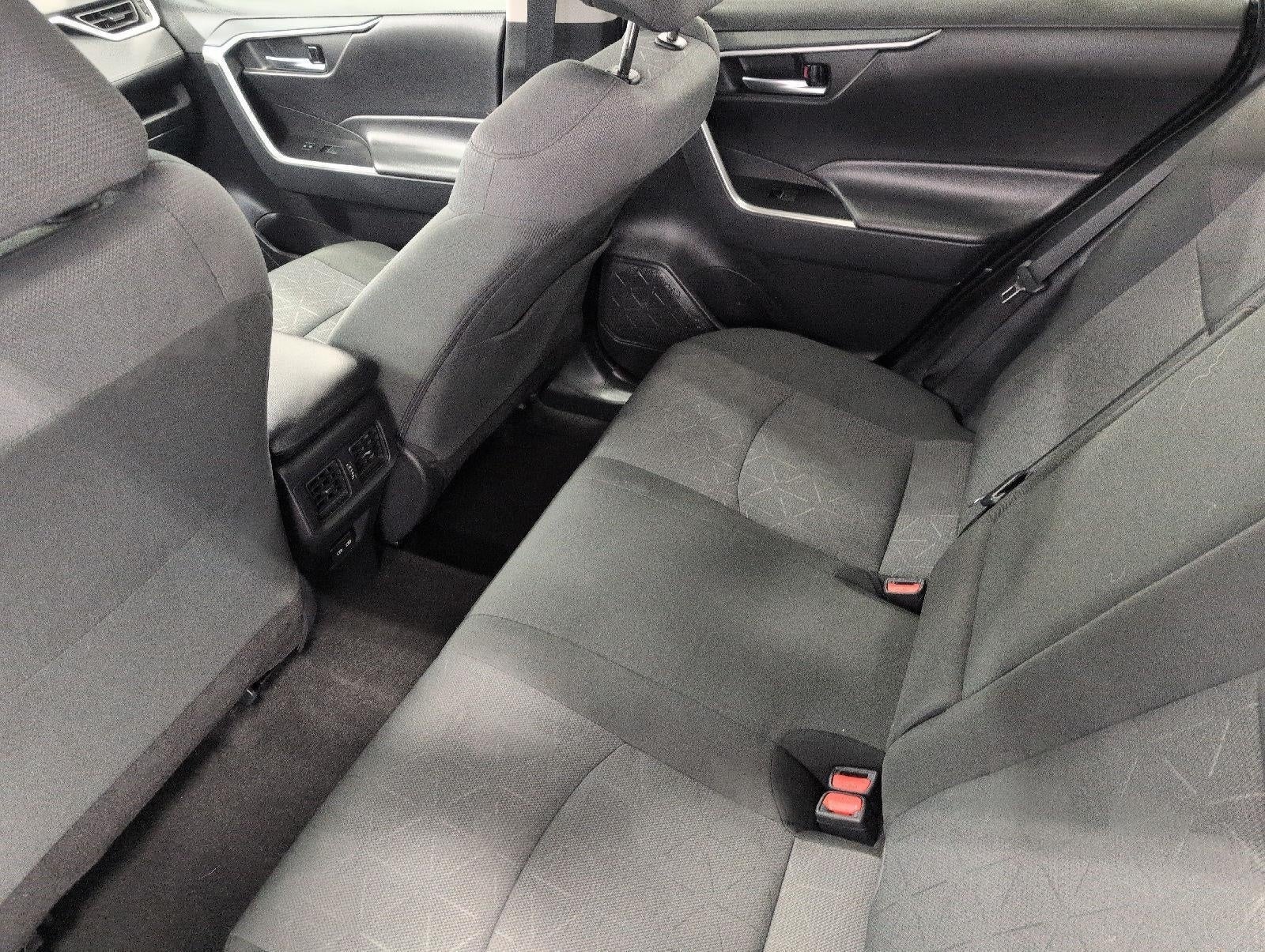2025 Toyota RAV4 XLE AWD