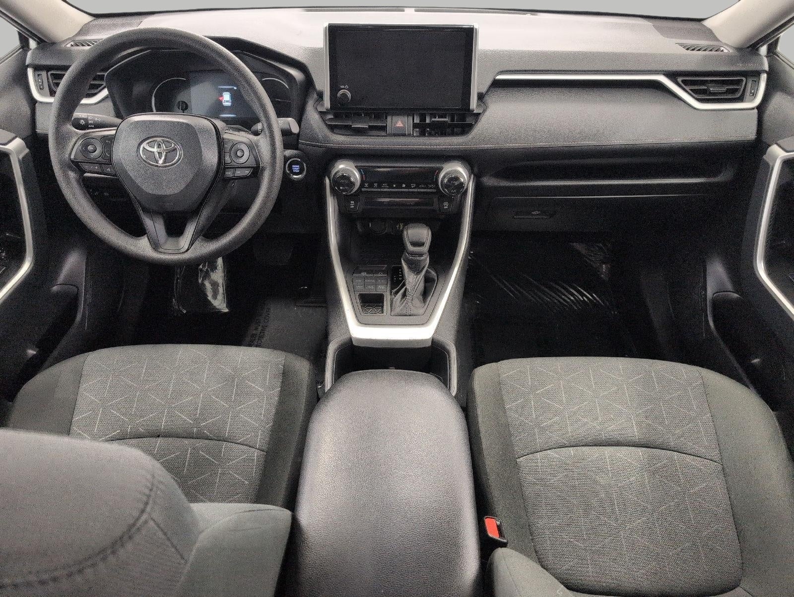 2025 Toyota RAV4 XLE AWD