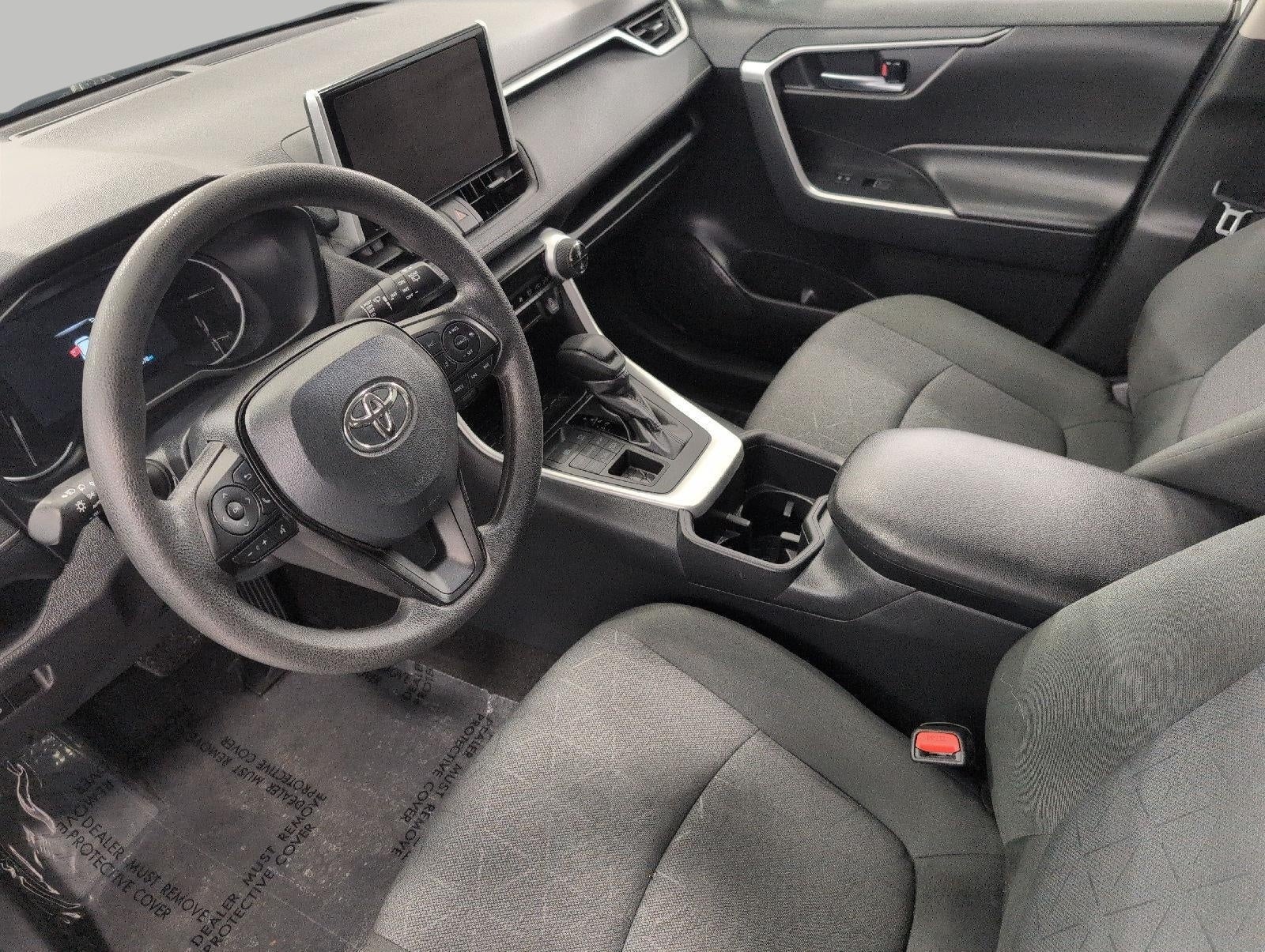 2025 Toyota RAV4 XLE AWD