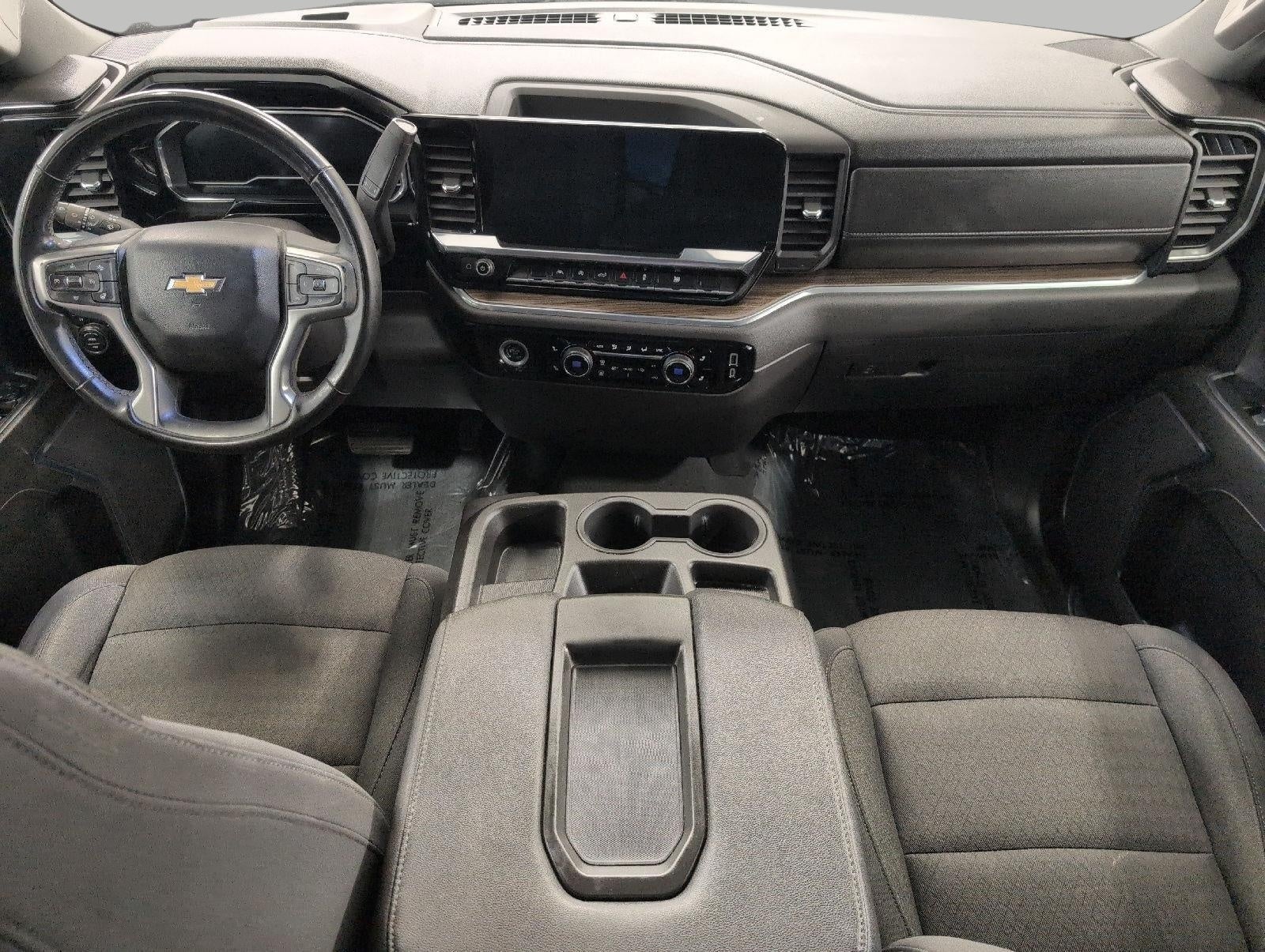 2024 Chevrolet SILVERADO 1500 LT