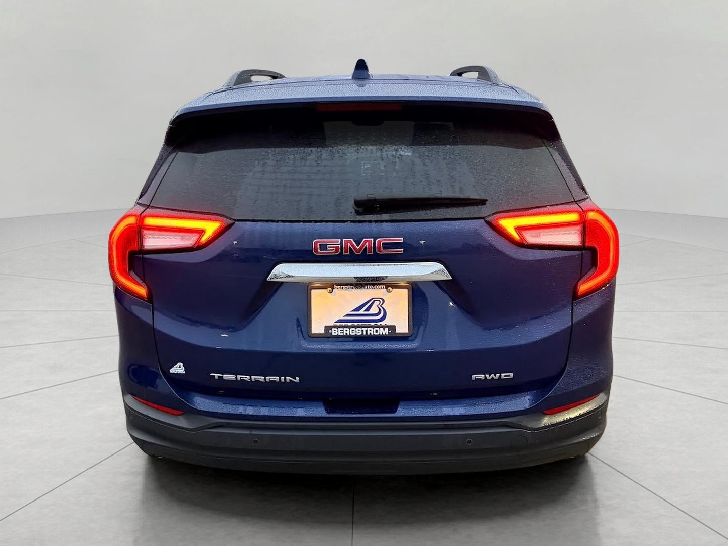 2022 GMC Terrain AWD 4dr SLE