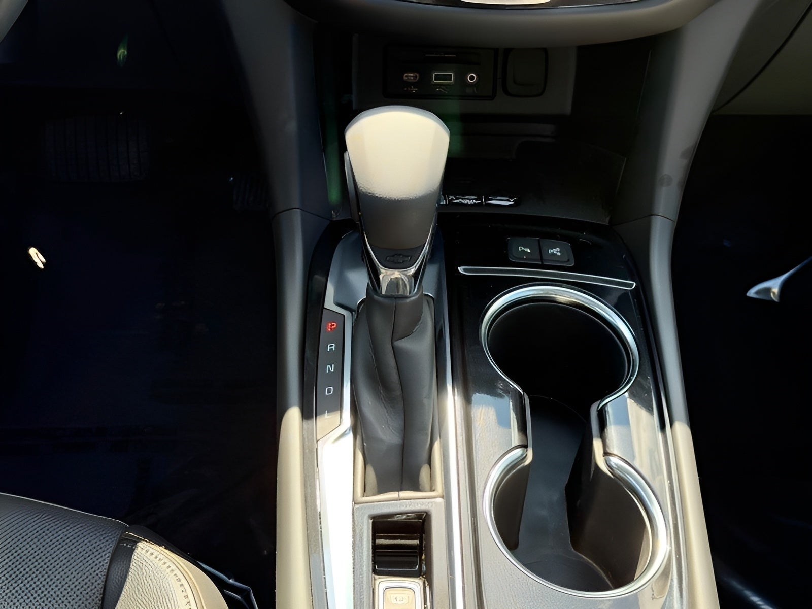 2023 Chevrolet Equinox AWD 4dr Premier