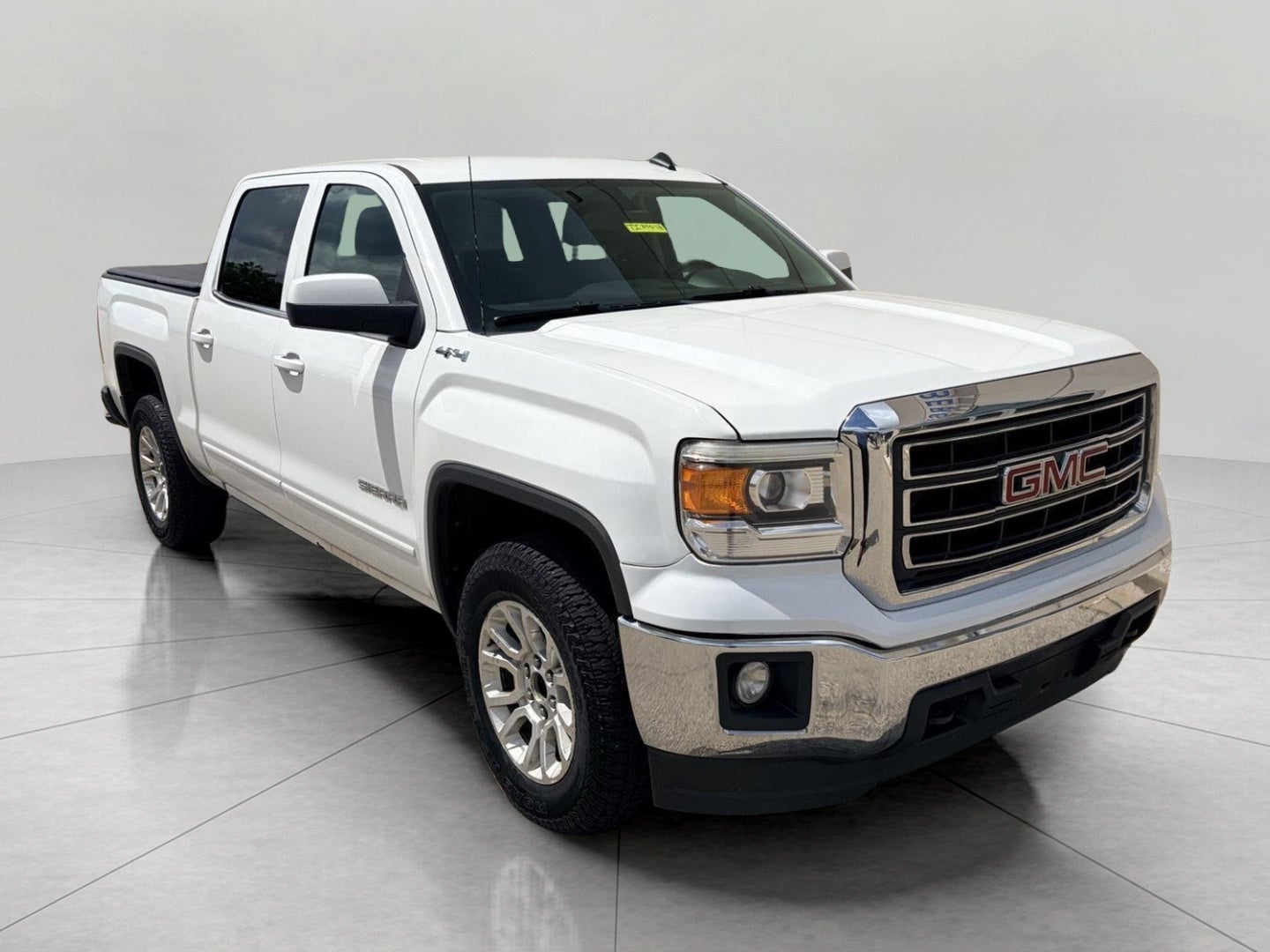 2014 GMC Sierra 4WD Crew Cab SLE LWB's photo