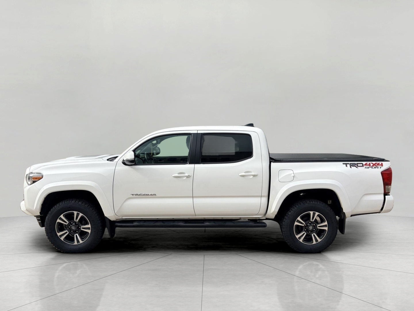 2018 Toyota TACOMA TRD SPORT