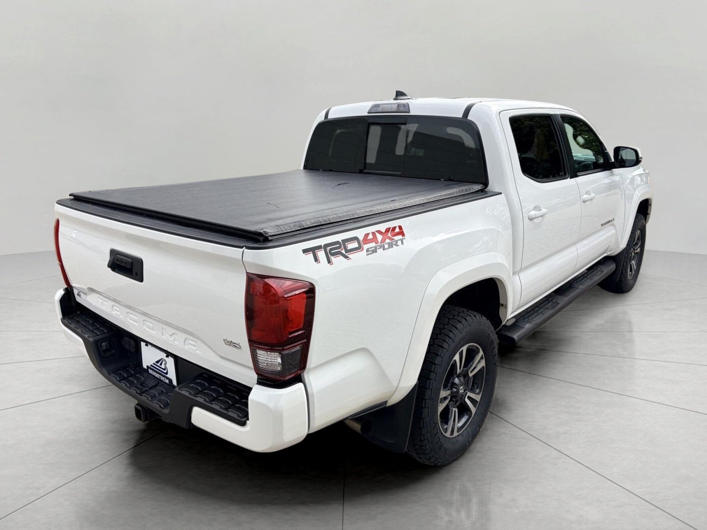 2018 Toyota TACOMA TRD SPORT