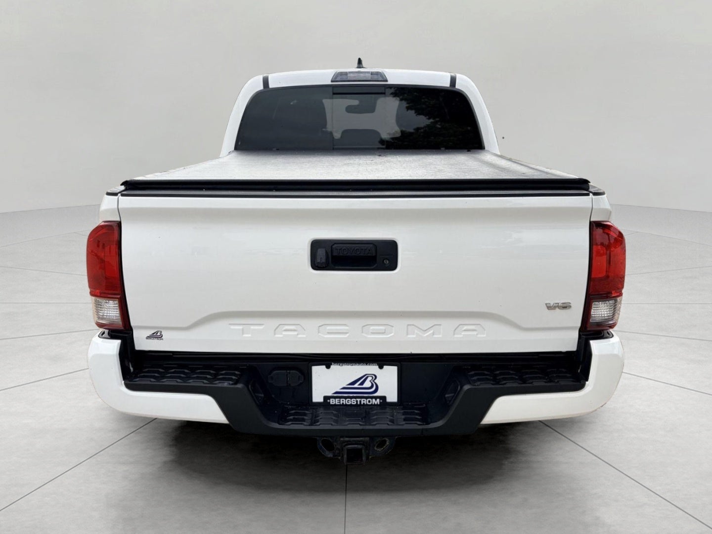 2018 Toyota TACOMA TRD SPORT