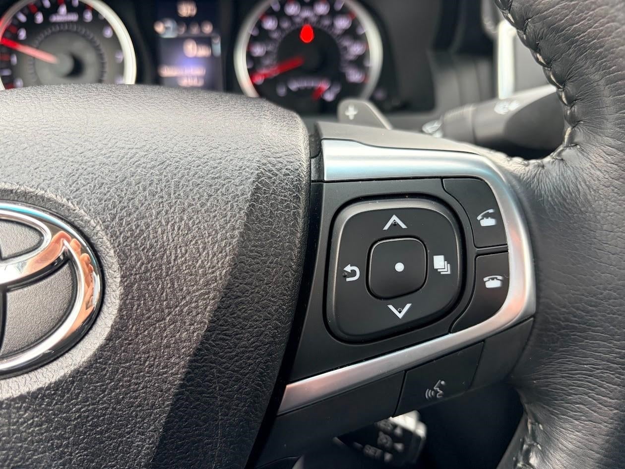 2017 Toyota Camry XSE Auto