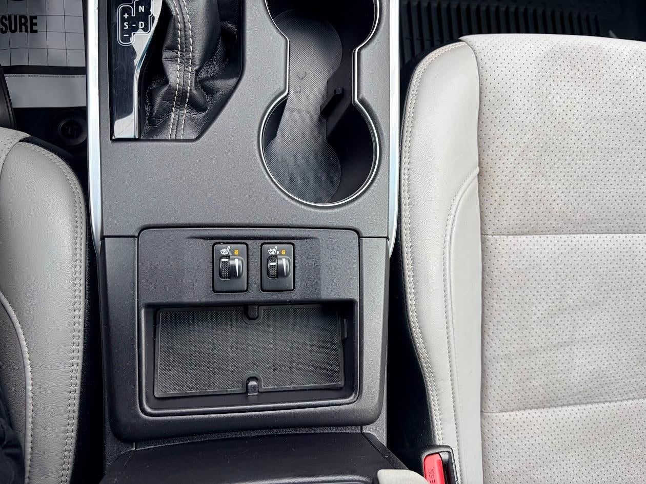 2017 Toyota Camry XSE Auto
