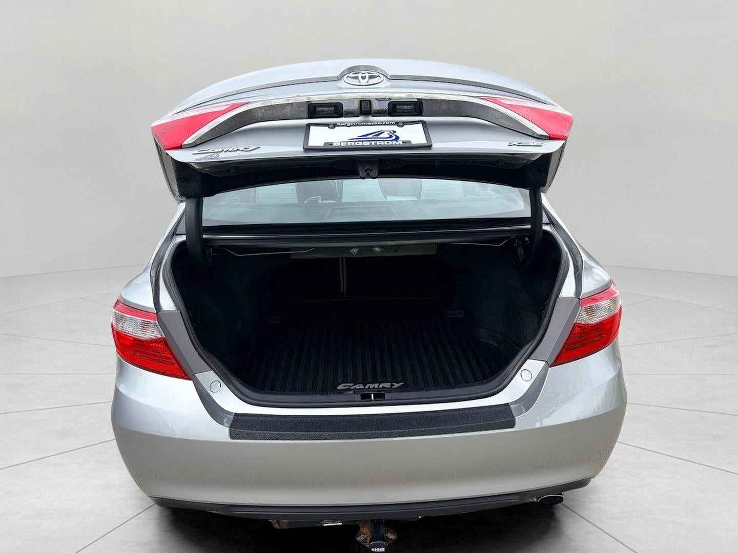 2017 Toyota Camry XSE Auto