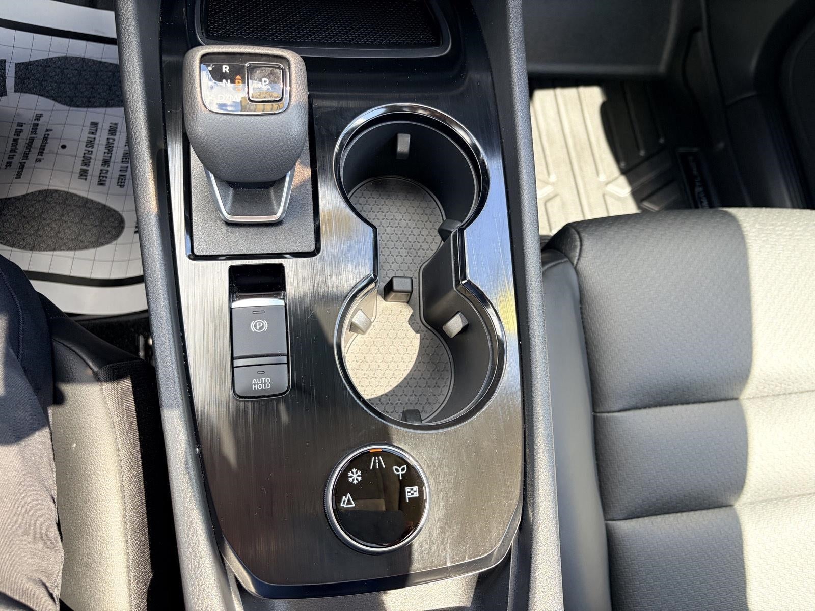 2023 Nissan Rogue AWD SV