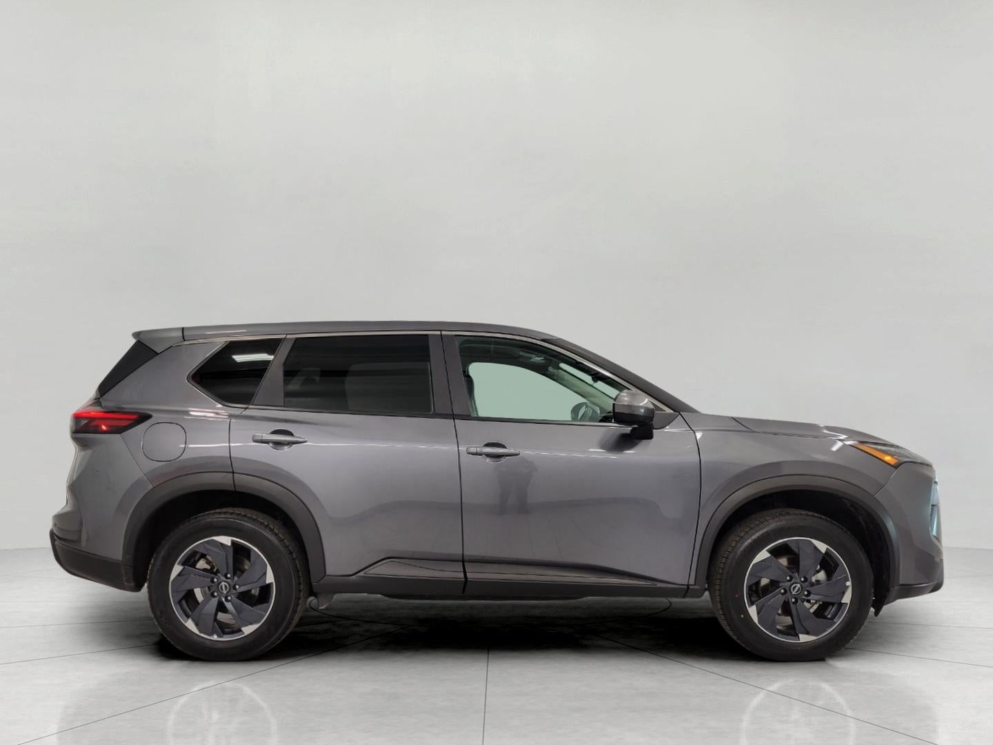 2025 Nissan Rogue AWD SV