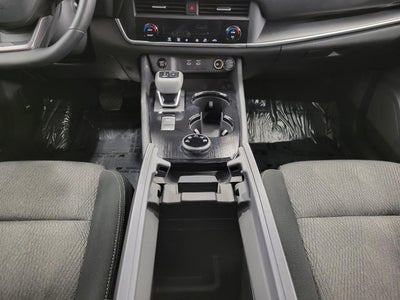 2025 Nissan Rogue AWD SV