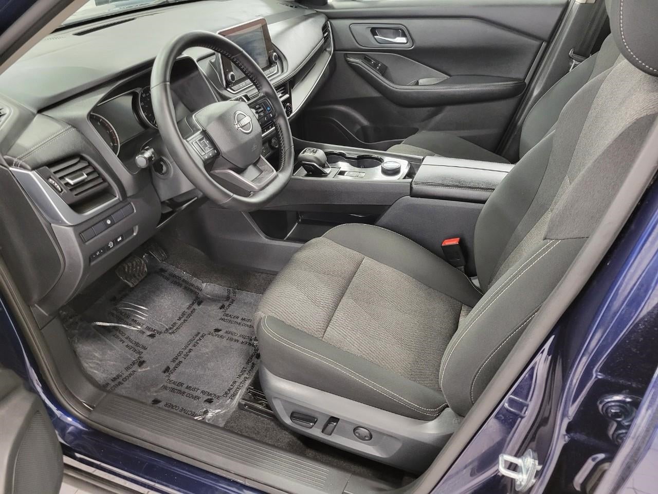 2025 Nissan Rogue AWD SV