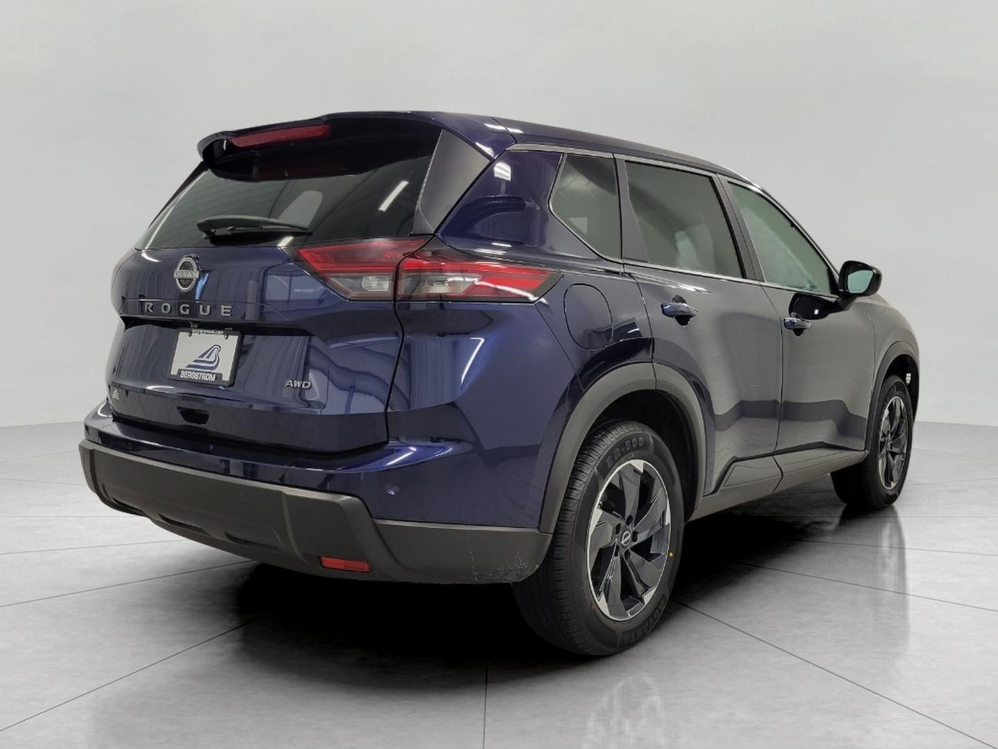 2025 Nissan Rogue AWD SV