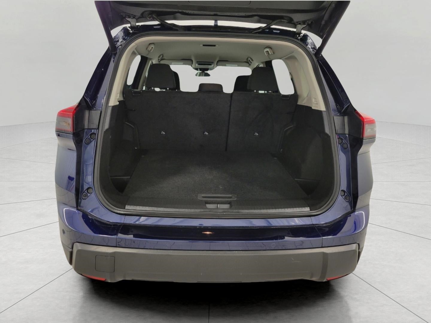 2025 Nissan Rogue AWD SV