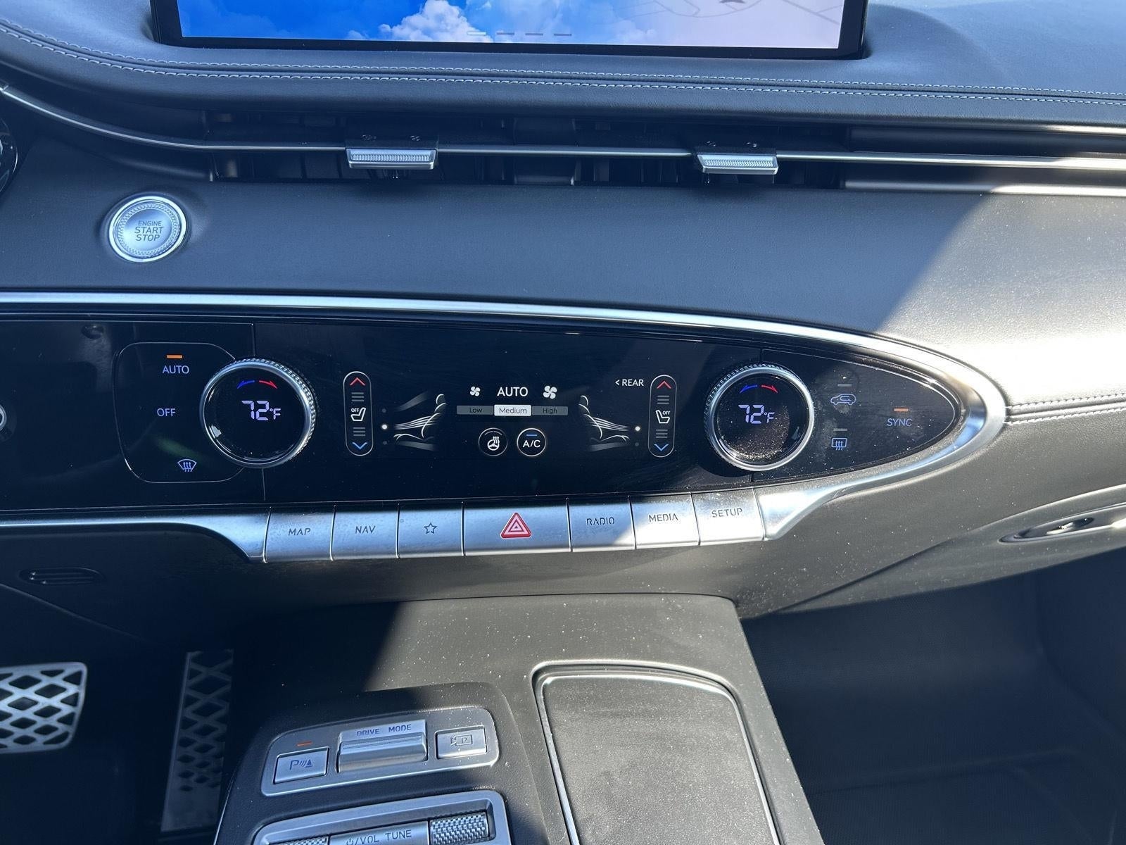 2025 Genesis GV70 2.5T AWD