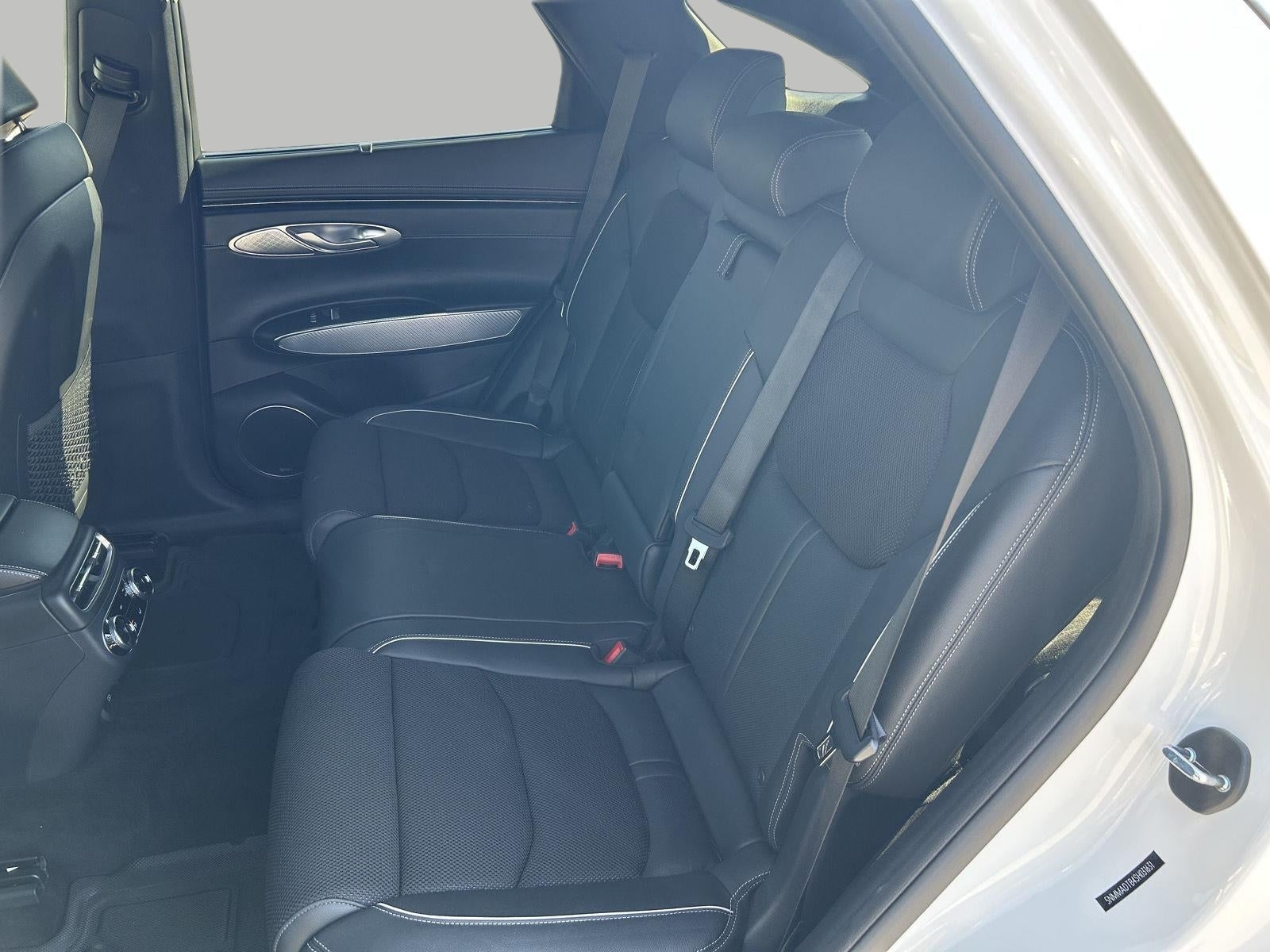2025 Genesis GV70 2.5T AWD