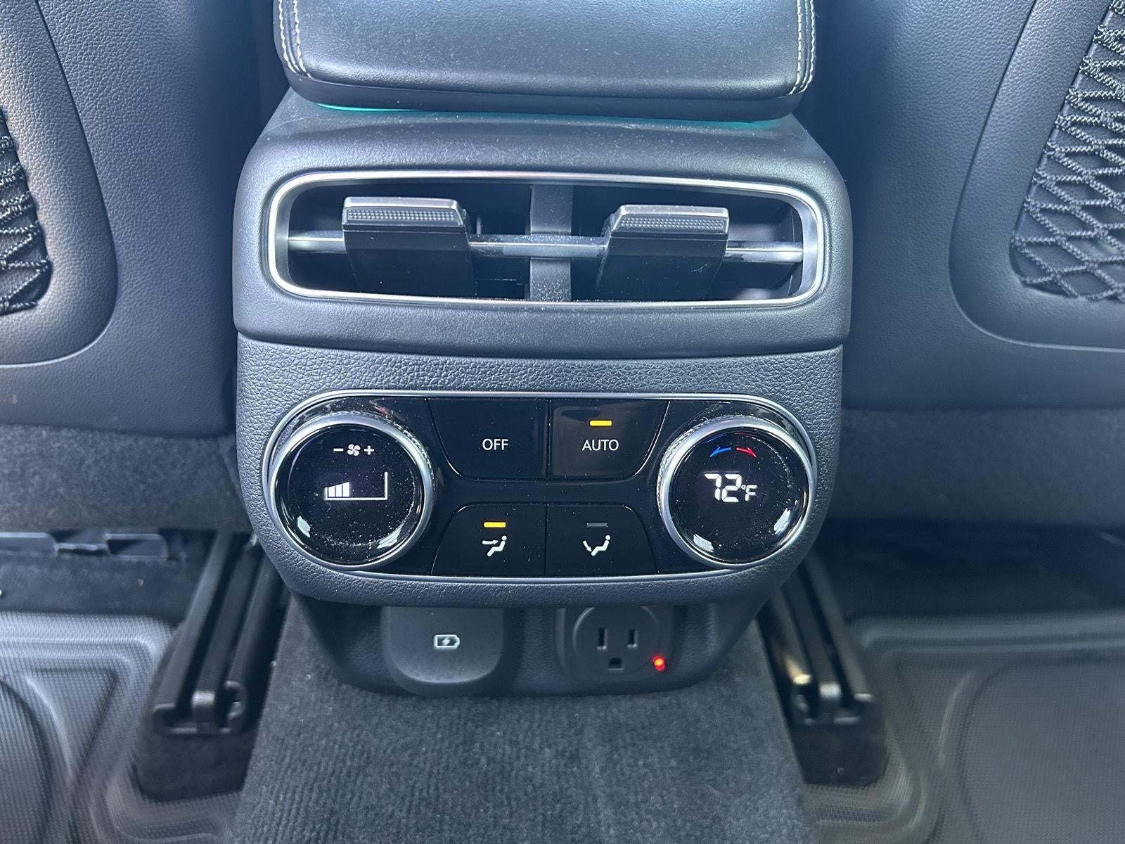 2025 Genesis GV70 2.5T AWD