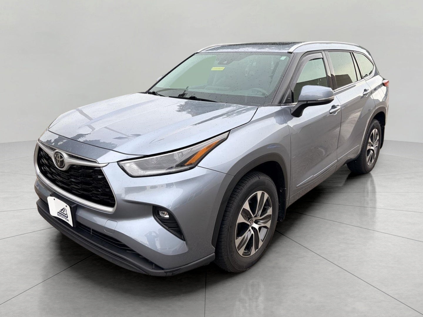 2021 Toyota Highlander XLE AWD