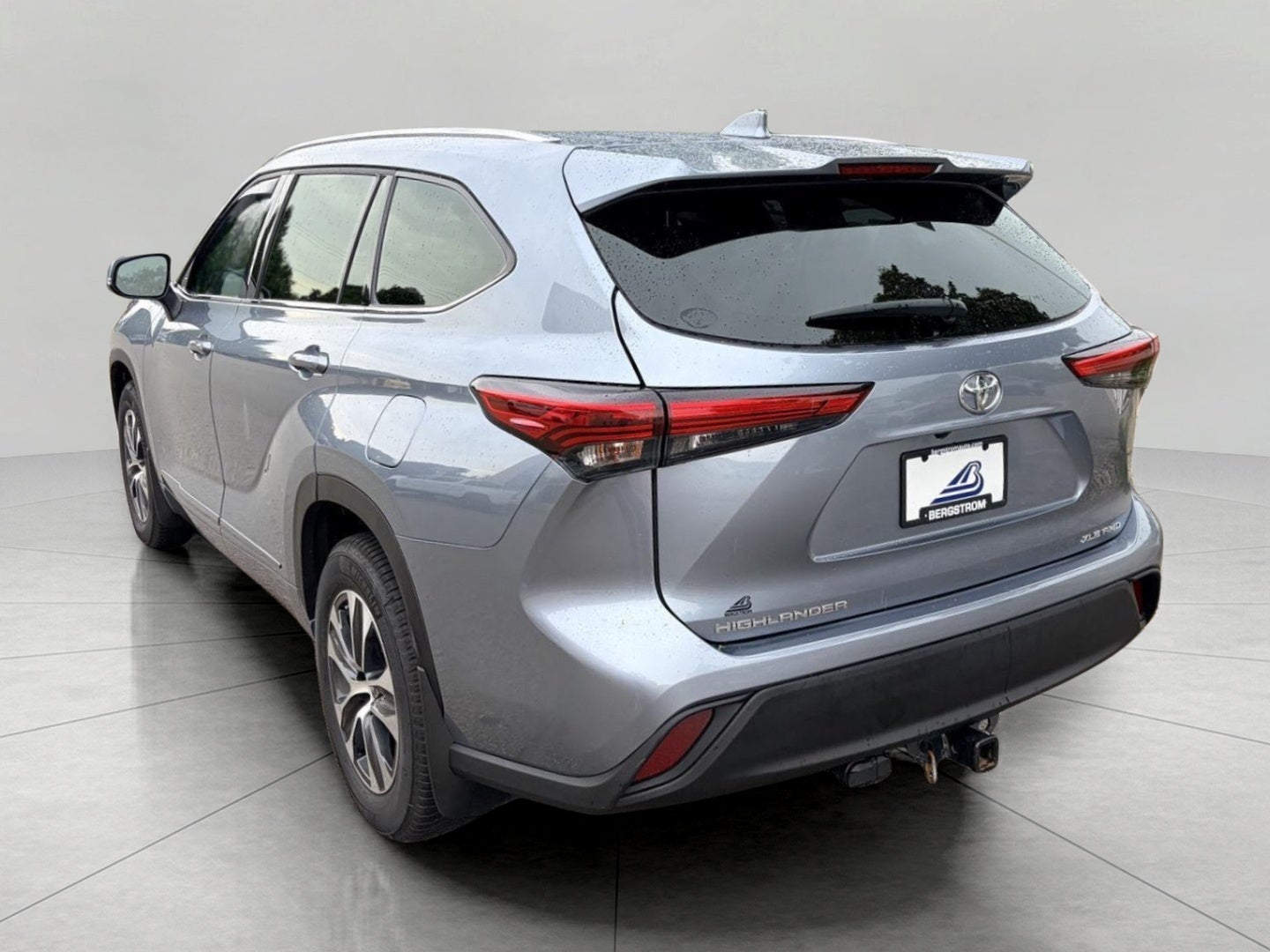 2021 Toyota Highlander XLE AWD
