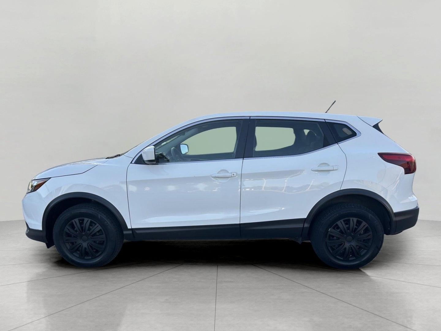 2018 Nissan Rogue Sport FWD S