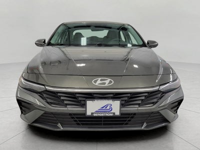 2024 Hyundai Elantra SEL IVT
