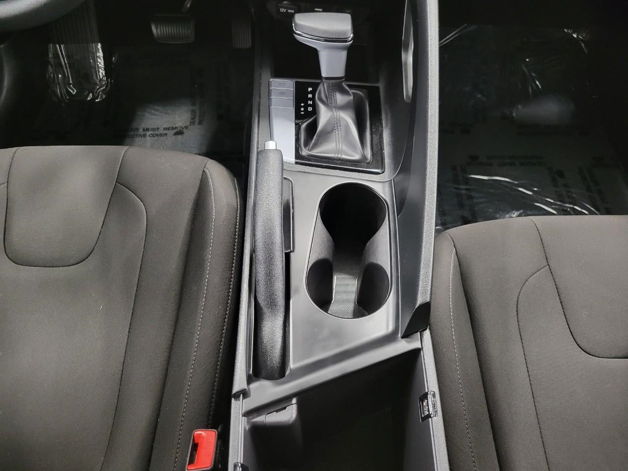 2024 Hyundai Elantra SEL IVT