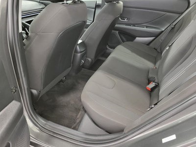 2024 Hyundai Elantra SEL IVT