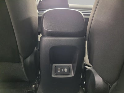 2024 Hyundai Elantra SEL IVT
