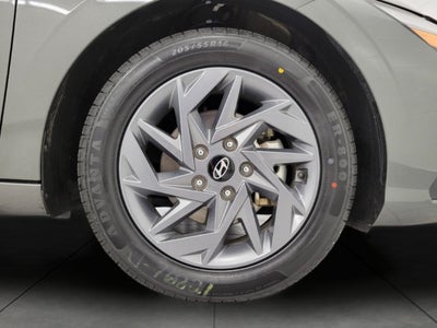2024 Hyundai Elantra SEL IVT