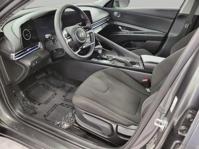 2024 Hyundai Elantra SEL IVT